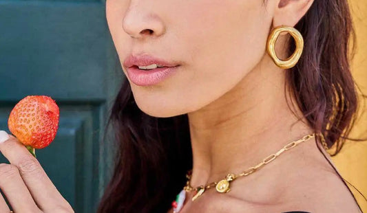 Boucle d’oreille minimaliste