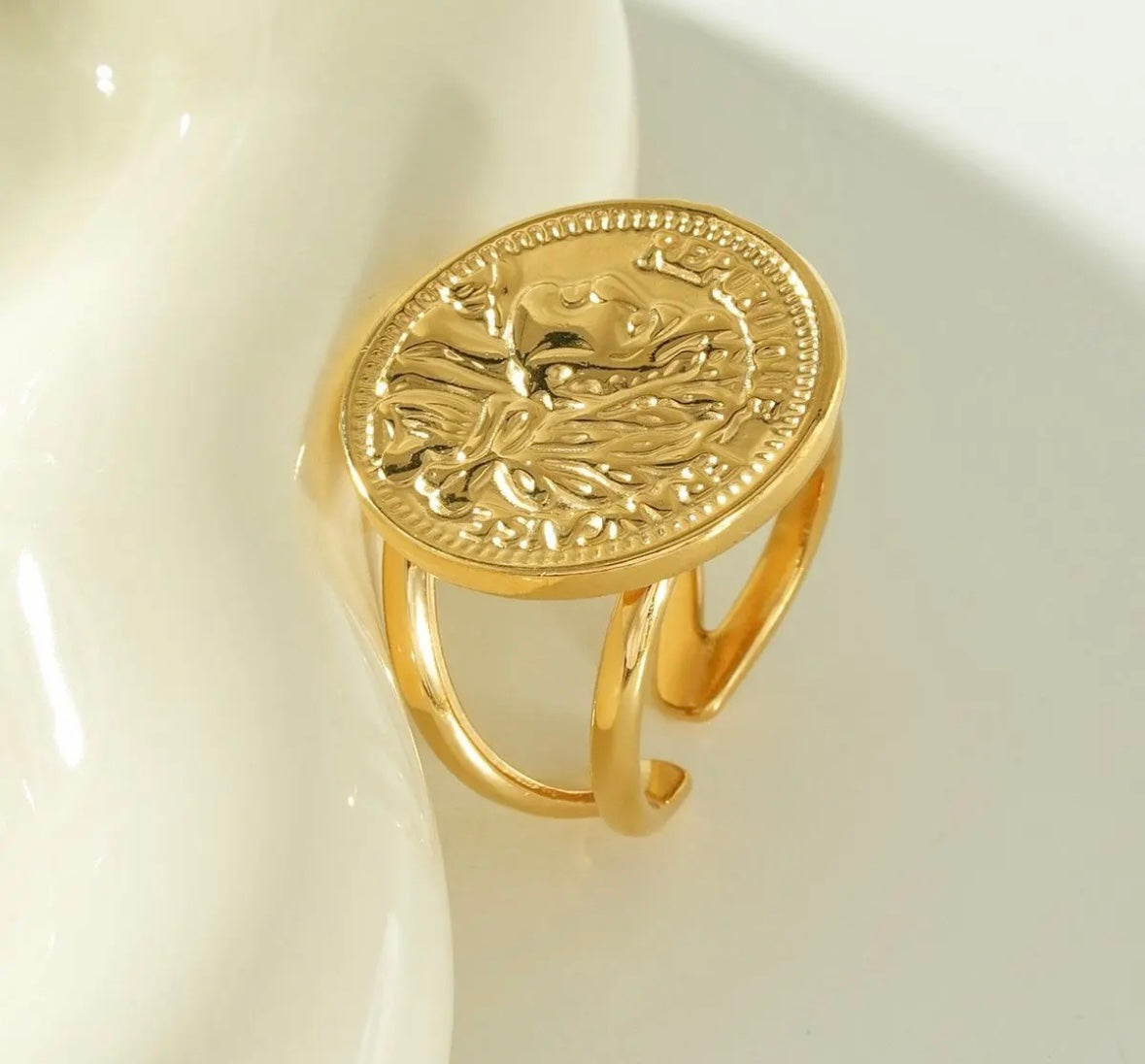Bague république